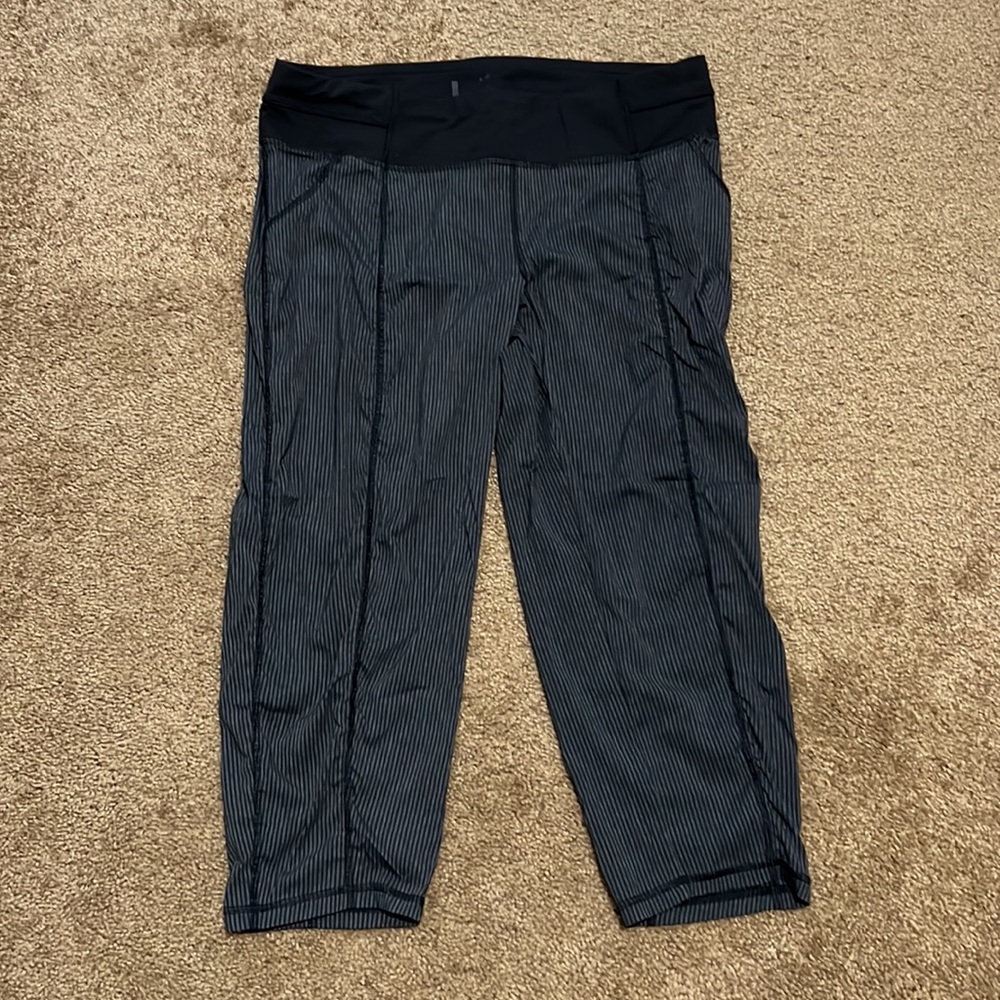 Lucy Get Going Pants Gray/Black pinstriped, L